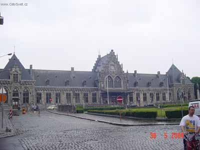 Foto: Belgie-N�dra�� ve m�st� Binche