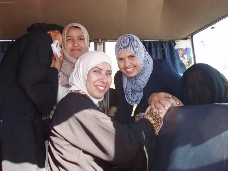 Foto: Jord�nsko-Muslimsk� dev�ata