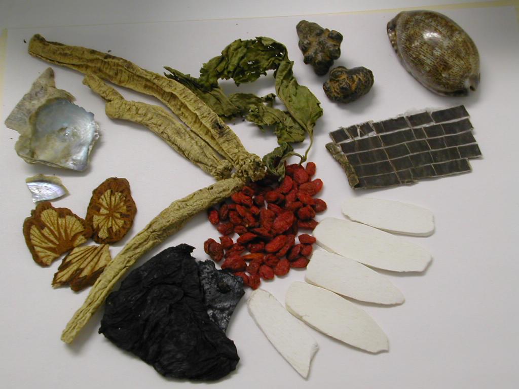 Fotky: L��iv� ��inky rostlin (foto, obrazky)