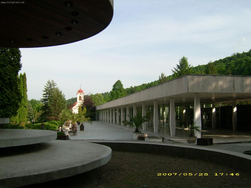 Foto: BARD�JOV-l�zn�