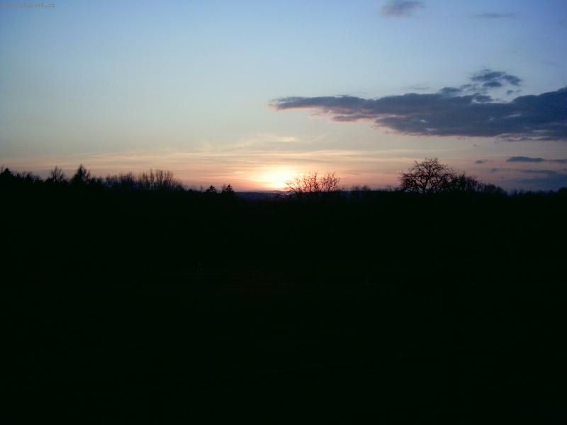 Foto: Z�pad slun��ka