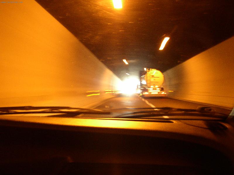 Foto: v�jezd z tunelu