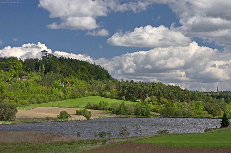 Foto: Mraky nad krajinou