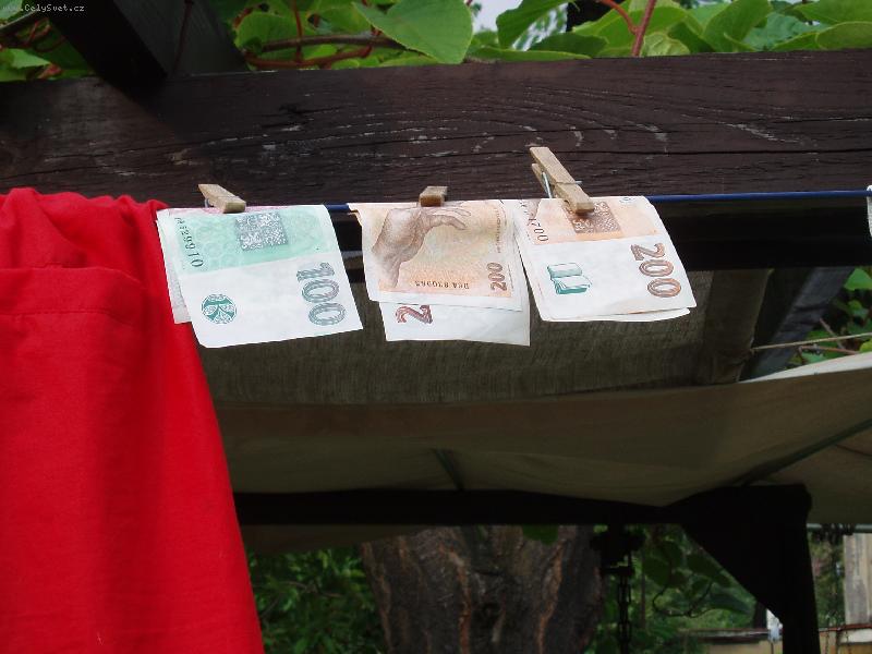 Foto: tak se su�� prachy