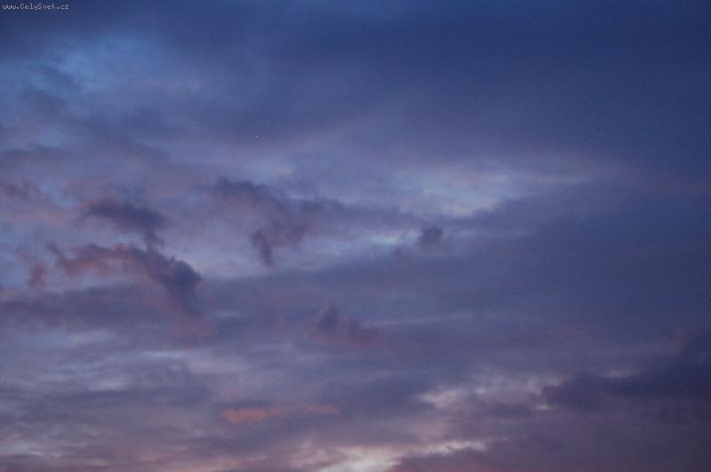 Foto: Modr� z nebe